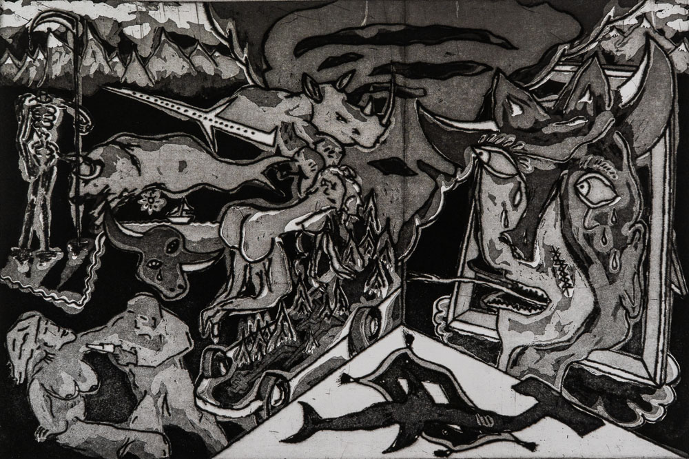 Grabado "Ni en una peli" de Laban (Jorge Labandeira): escena en blanco y negro con toros, una cara con cuernos que llora, un esqueleto, una figura tumbada y un avión, en una habitación con paredes en perspectiva.