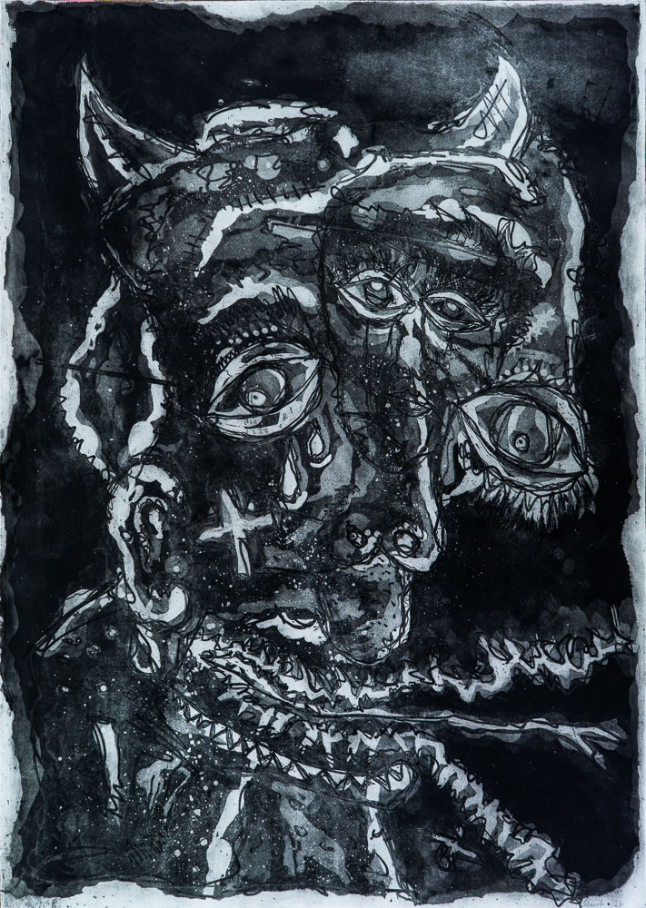 Grabado "Demonio, evolucionado" de Laban (Jorge Labandeira): cara de demonio con cuernos, ojos llorosos y una cruz en la mejilla, en negros y grises densos con texturas de aguatinta.